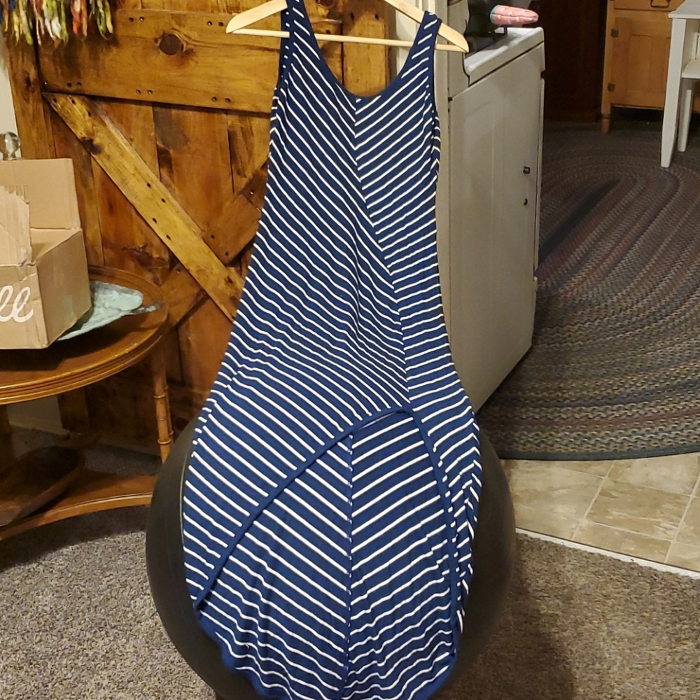 Striped Asymmetrical Midlength - image 1